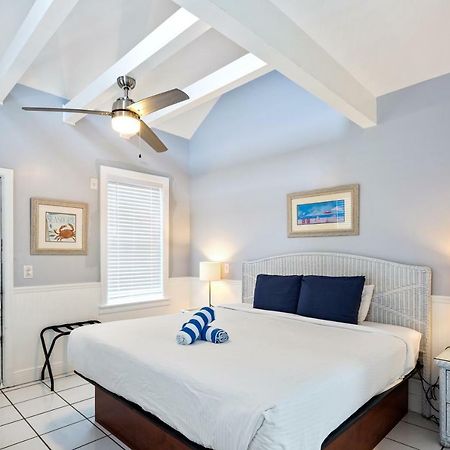 Colors On White Apartment Key West Bagian luar foto